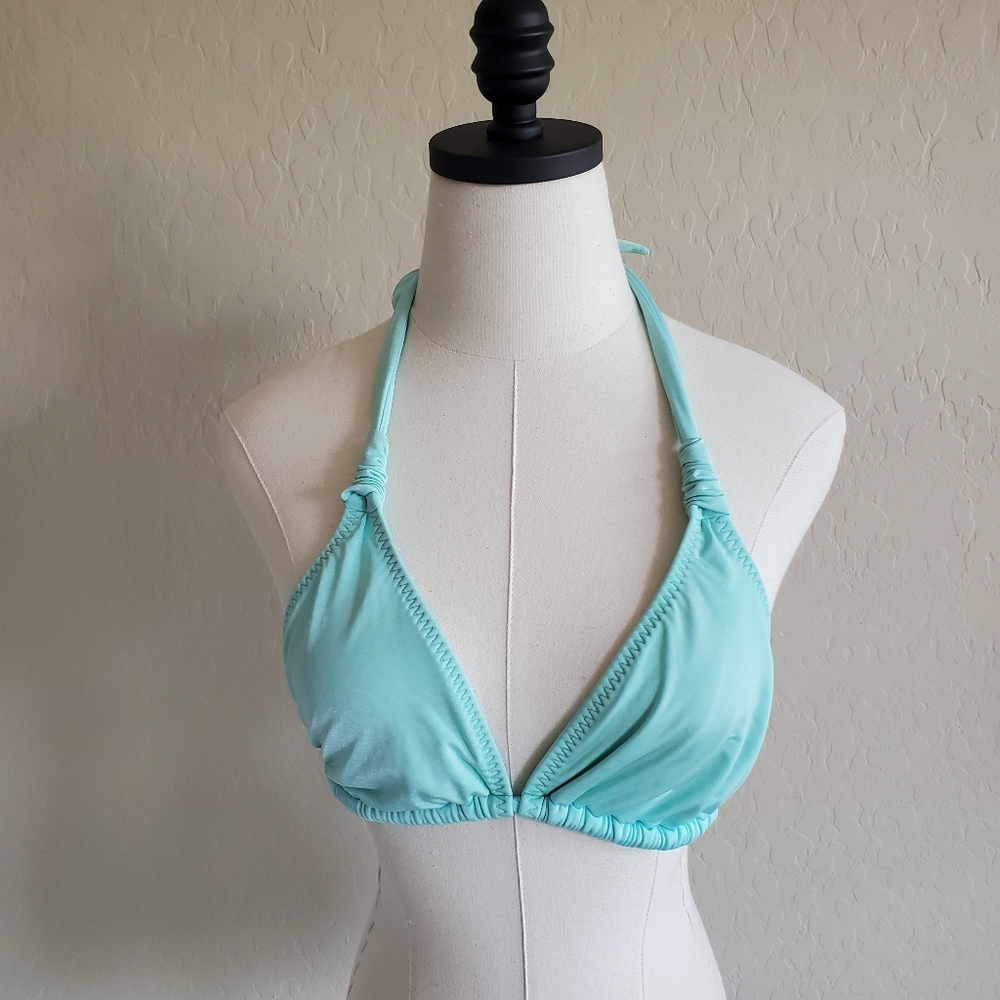 ⭐‎ 4/$20 Athleta Bikini Top Small